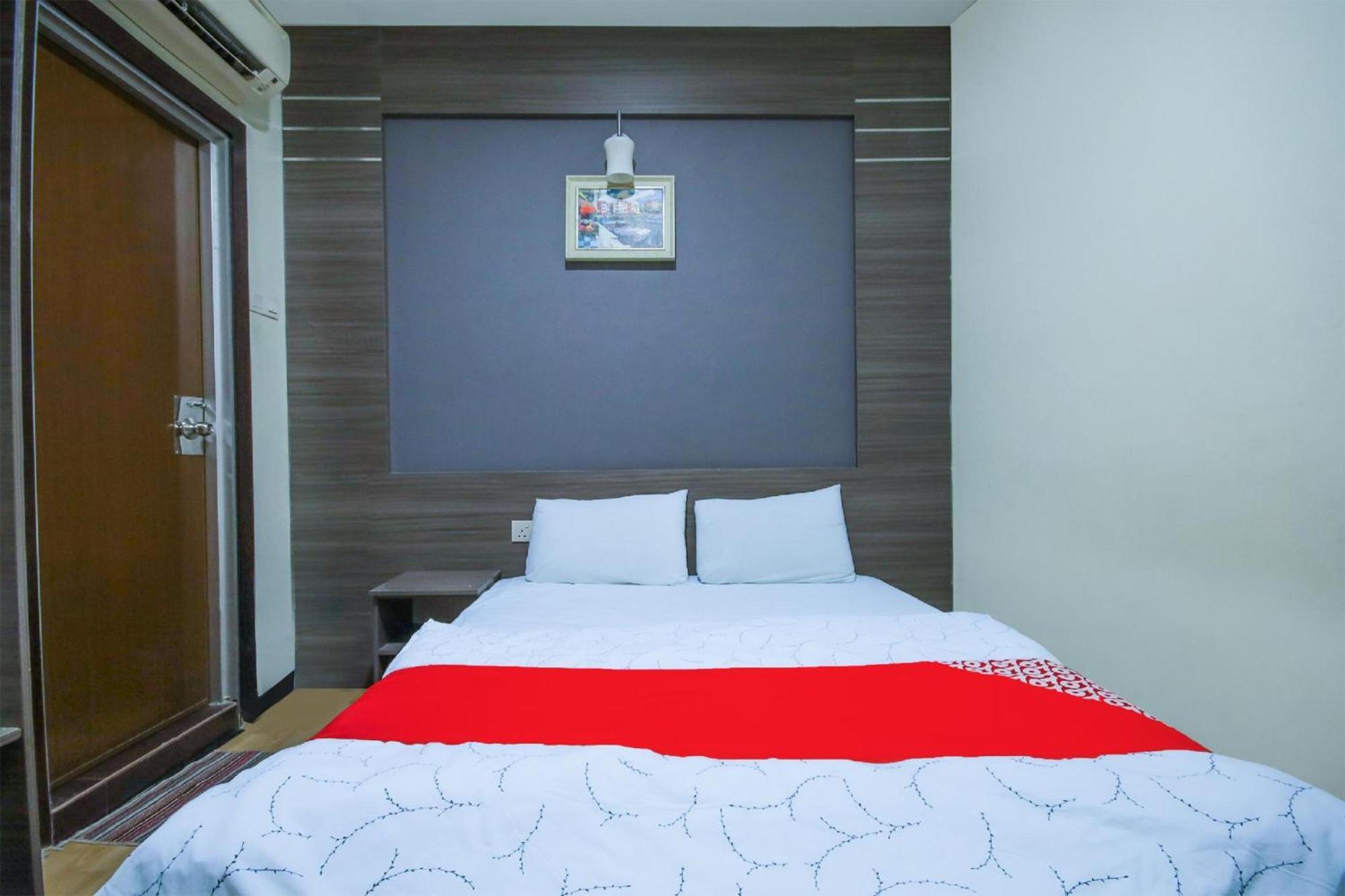 Capital O 812 Hotel Smc Seksyen 13 Shah Alam Ngoại thất bức ảnh